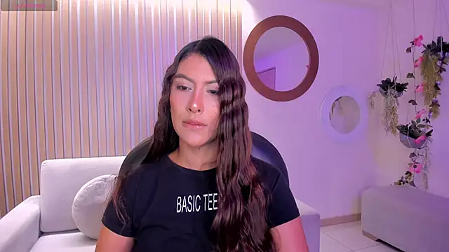 Snapshot of ArianaDumont chatting on October 9, 11:41 am ArianaDumont online show from October 9, 11:41 am