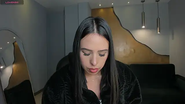 KatieStonne online show from March 19, 11:25 am