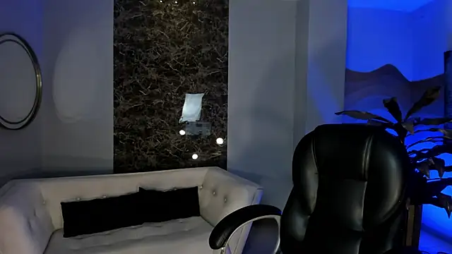 KatieStonne online show from March 27, 11:32 am