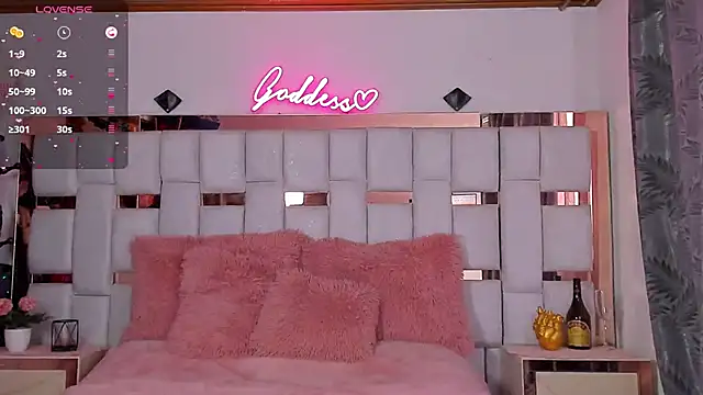 Agata goddess online show from December 4, 9:23 pm