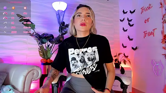 mariablonde  online show from October 20, 9:37 pm