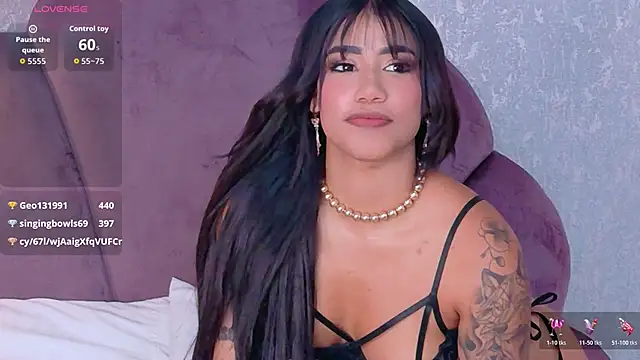 Snapshot of Salome_Diaz_ chatting on May 16, 10:36 am Salome Diaz online show from May 16, 10:36 am