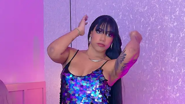 Snapshot of Salome_Diaz_ chatting on June 23, 5:27 am Salome Diaz online show from June 23, 5:27 am