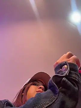 valen natasha online show from January 31, 9:35 pm