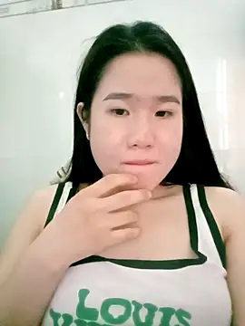 Sahara-lovexoxo online show from January 3, 4:44 am