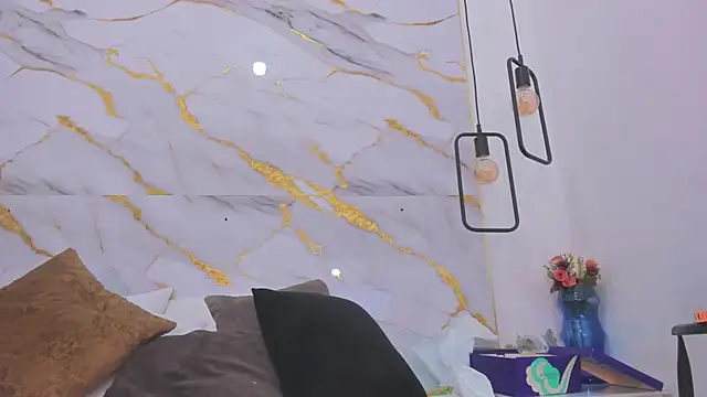 Snapshot of penelope_handaos chatting on February 14, 4:47 am penelope handaos online show from February 14, 4:47 am