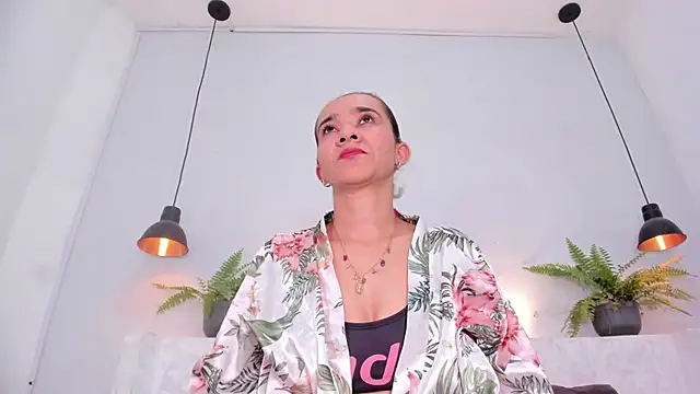 Snapshot of penelope_handaos chatting on February 22, 7:56 am penelope handaos online show from February 22, 7:56 am