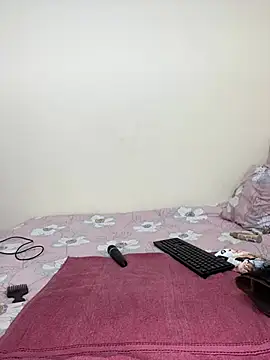 HornyxLadie online show from February 10, 12:04 am