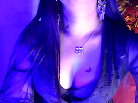 akshara thakur9 online show from December 30, 9:19 pm