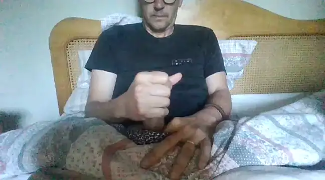 Snapshot of Raimundo1971 chatting on February 8, 11:44 am Raimundo1971 online show from February 8, 11:44 am