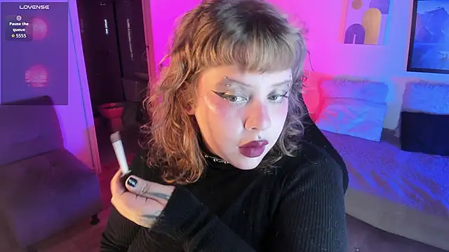 Sabrina scarlett online show from September 23, 4:26 am