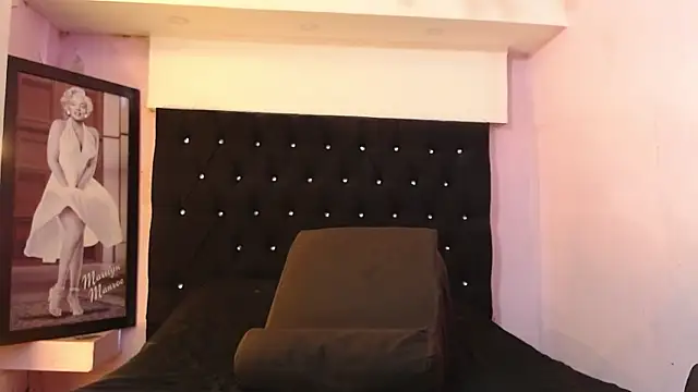 kittybonxx online show from July 19, 2:43 pm