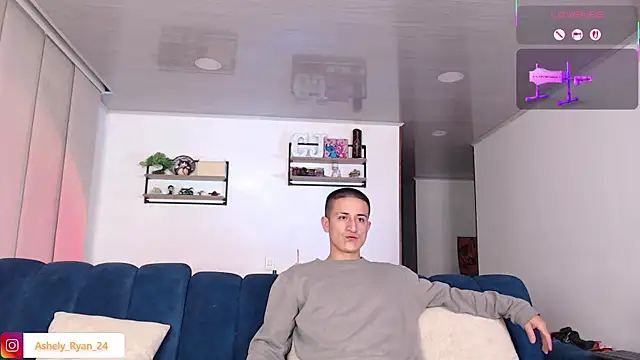 ashely ryan24 online show from June 9, 12:44 am