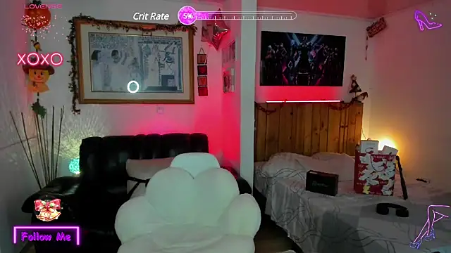 LauGrayJ online show from December 11, 9:45 pm