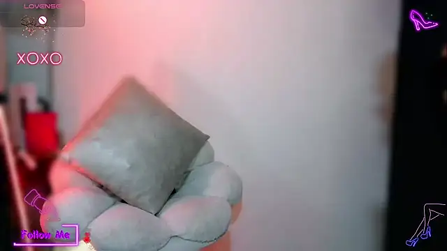 LauGrayJ online show from October 14, 3:29 am