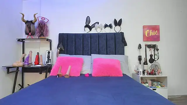 emmily giraldo online show from January 16, 11:48 am