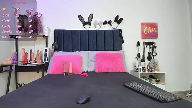 emmily giraldo online show from March 14, 12:07 pm