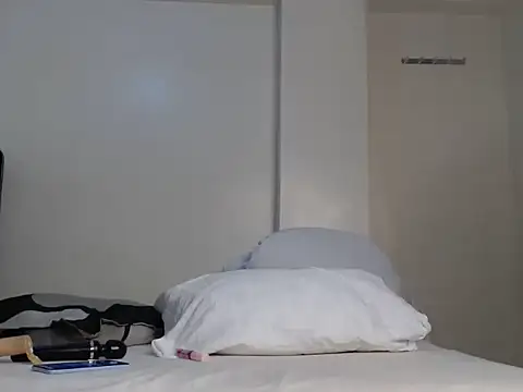 sexxyykittyy online show from January 4, 12:05 am