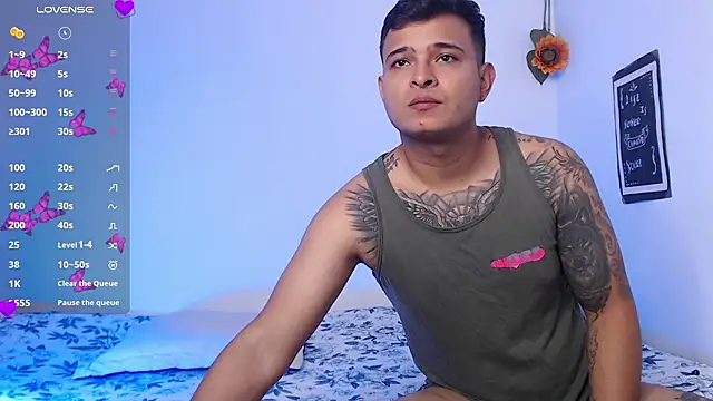 Snapshot of Khefthany chatting on November 28, 10:12 pm Khefthany online show from November 28, 10:12 pm