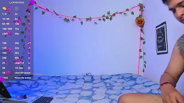 Khefthany online show from February 8, 4:10 pm