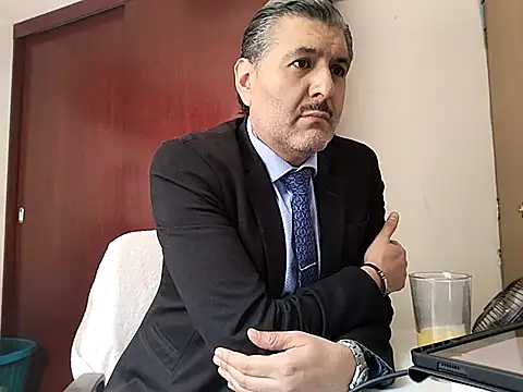 BushBator online show from February 26, 8:00 pm