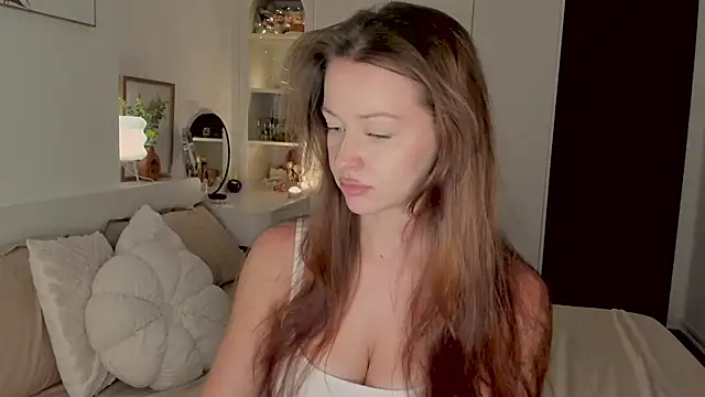 Snapshot of aveme_melissa chatting on May 23, 7:13 am aveme melissa online show from May 23, 7:13 am