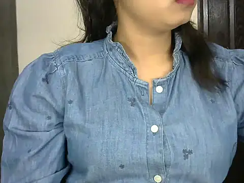 HOT-LOVELY online show from February 18, 10:58 pm