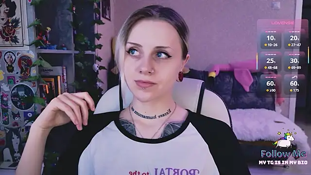 NaniMoore online show from March 20, 8:14 pm