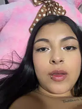 Snapshot of Dulce-diosa chatting on May 1, 1:32 am Dulce-diosa online show from May 1, 1:32 am