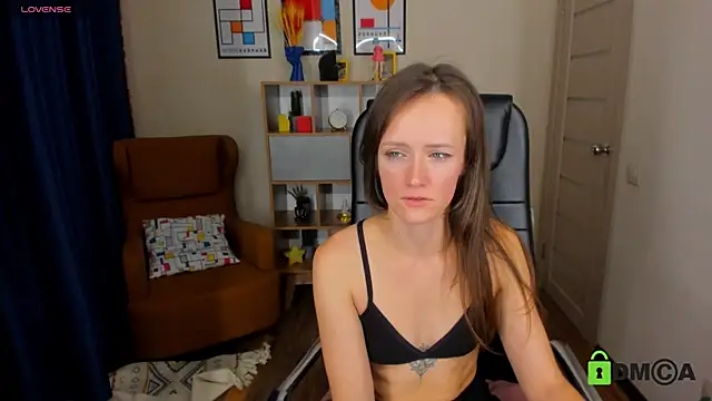 FrancescaCollins online show from December 1, 4:29 pm