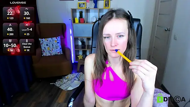 FrancescaCollins online show from February 18, 2:16 pm