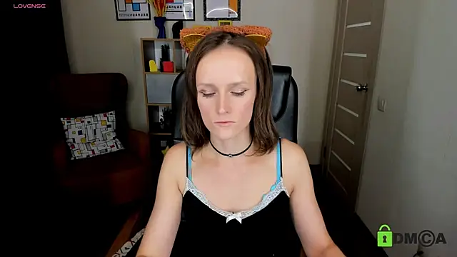 FrancescaCollins online show from October 3, 3:42 pm