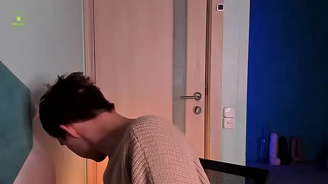 MarkGWalker online show from December 11, 4:39 am