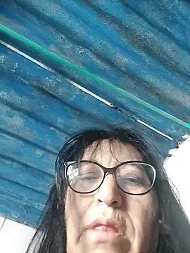 clarita 01 online show from December 15, 1:04 pm