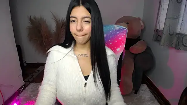 Snapshot of Alin_Aly chatting on October 14, 5:36 pm Alin Aly online show from October 14, 5:36 pm