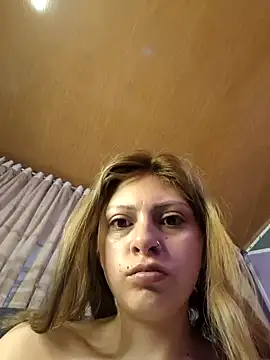 Emmily Walker online show from December 18, 1:06 pm