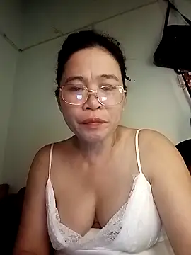 Sexy-asslove90 online show from September 19, 6:08 pm