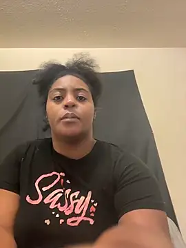 prettlovely14 online show from December 18, 5:13 am