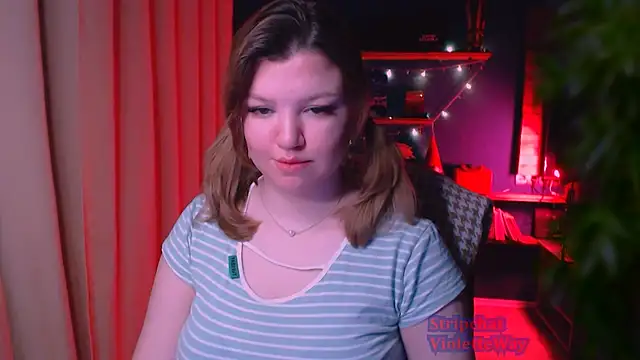 VioletteWay online show from February 14, 3:58 pm