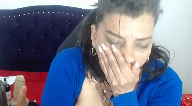 vikyadams online show from February 20, 9:22 am