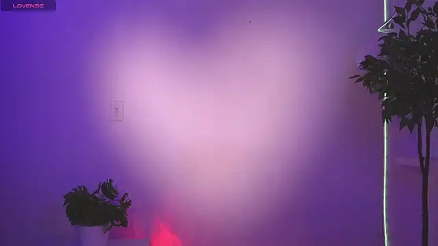 catalina  lovers online show from February 13, 8:05 pm