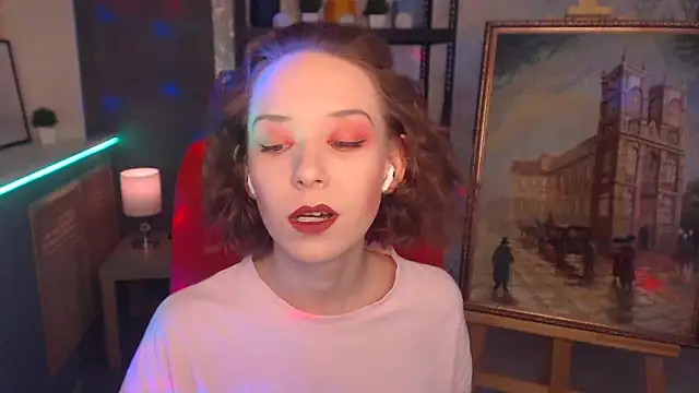 FascinatingEyess online show from December 3, 1:32 pm