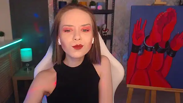 FascinatingEyess online show from December 7, 6:48 pm
