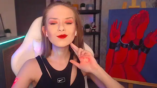 FascinatingEyess online show from January 17, 9:39 pm