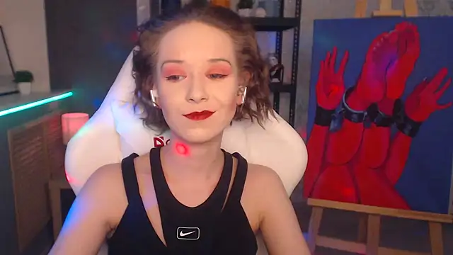 FascinatingEyess online show from February 15, 4:47 am