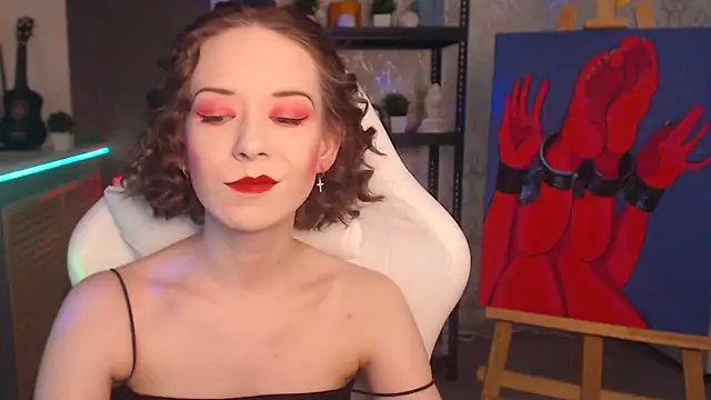 FascinatingEyess online show from November 2, 8:00 pm