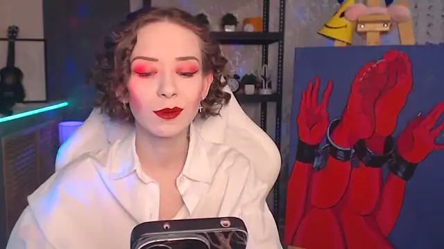 Snapshot of FascinatingEyess chatting on February 19, 9:00 pm FascinatingEyess online show from February 19, 9:00 pm