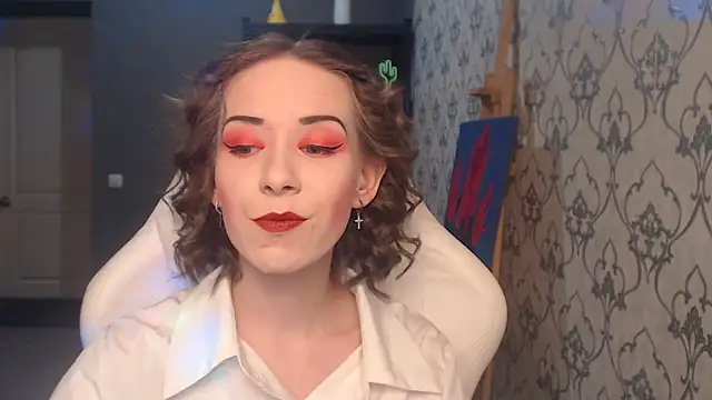 FascinatingEyess online show from June 6, 9:08 pm