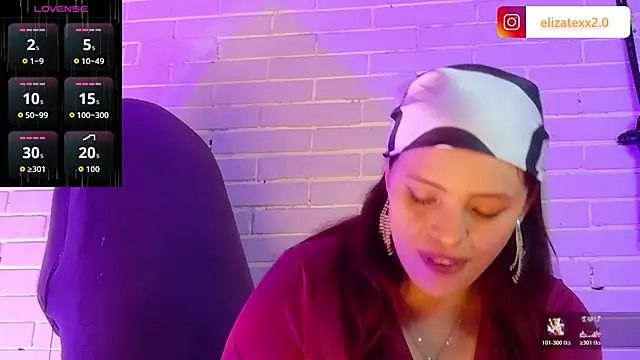 elizatexx online show from May 16, 8:07 pm