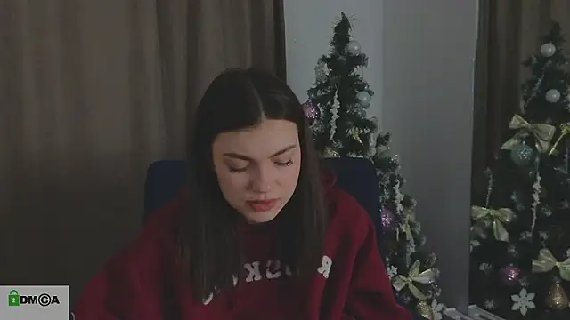 Snapshot of katty__cat chatting on December 7, 1:18 pm katty cat online show from December 7, 1:18 pm